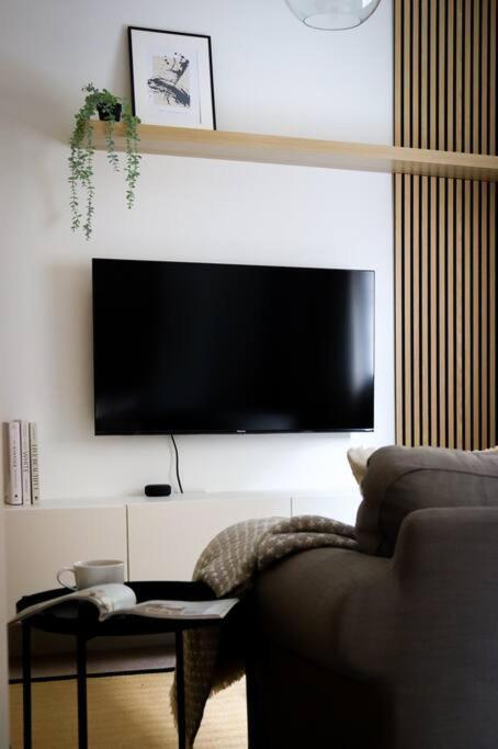 Luxurious Fully Equipped Cowley 1 Bed Apartment With Free Parking อ็อกซ์ฟอร์ด ภายนอก รูปภาพ