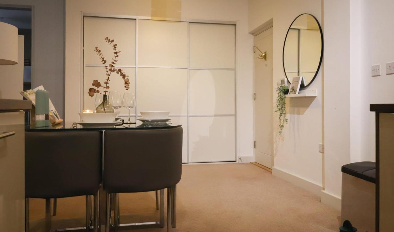 Luxurious Fully Equipped Cowley 1 Bed Apartment With Free Parking อ็อกซ์ฟอร์ด ภายนอก รูปภาพ